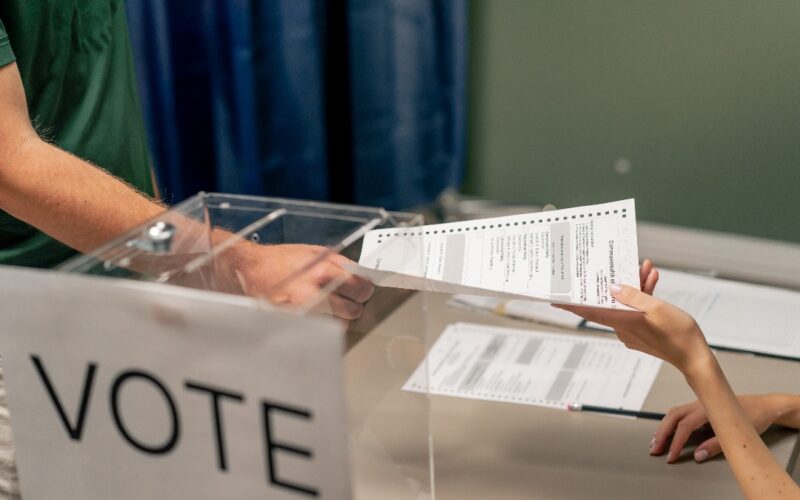 Honduras frente a un horizonte incierto: las elecciones del 30 de noviembre y el destino de la democracia