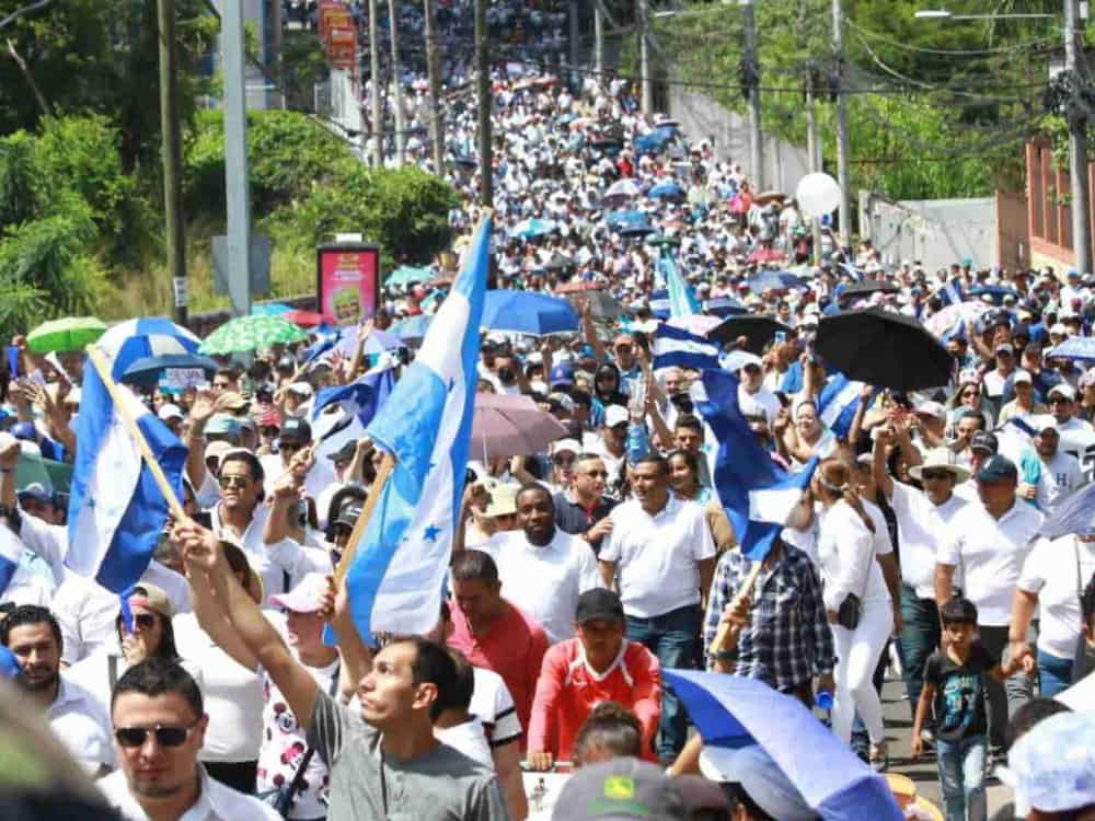 Caminata de Iglesias en Honduras sacude el debate político y evidencia tensiones con el oficialismo