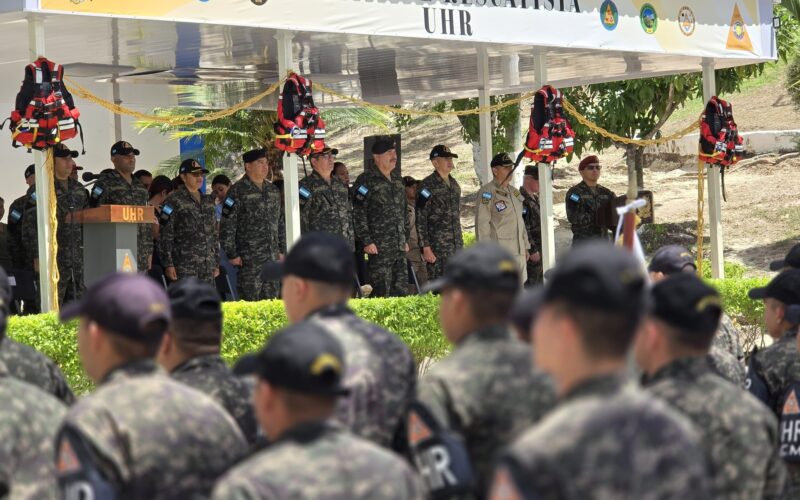 Mandos militares de Honduras desmienten relación con LIBRE y alertan sobre narcotráfico