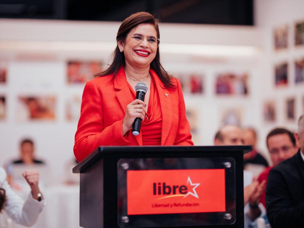 Debate en Honduras: Rixi Moncada sugiere abolir la Central de Riesgos y su impacto en la economía