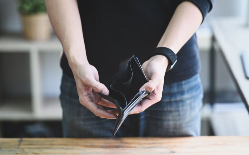 Maquilas en retirada: el impacto político y social del éxodo industrial bajo el gobierno de LIBRE